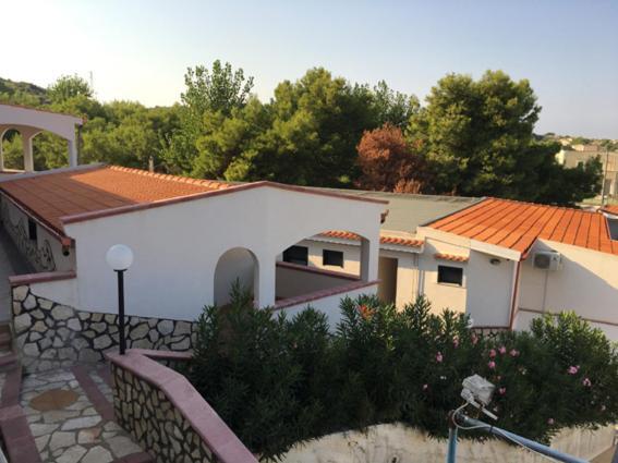 Aparthotel Village La Canzone Del Mare 3*